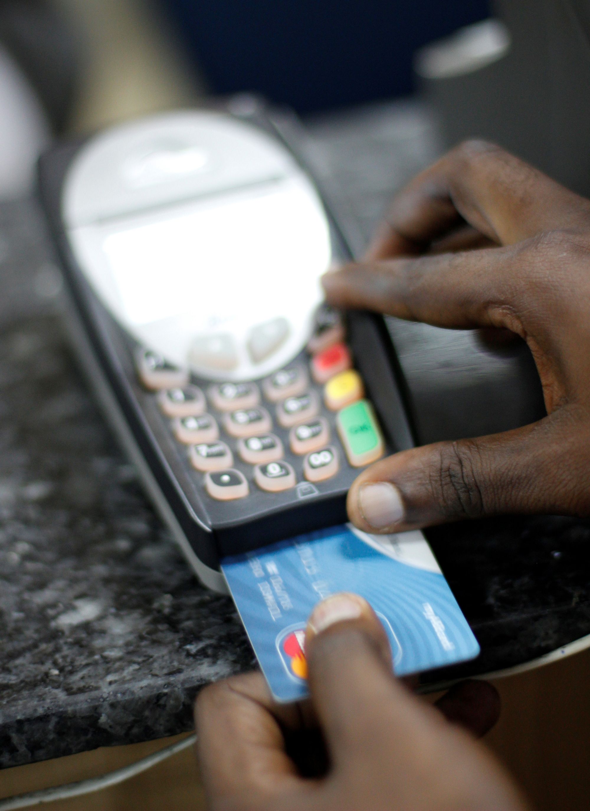 Transactional accounts aimed at customers (Bank AV Villas